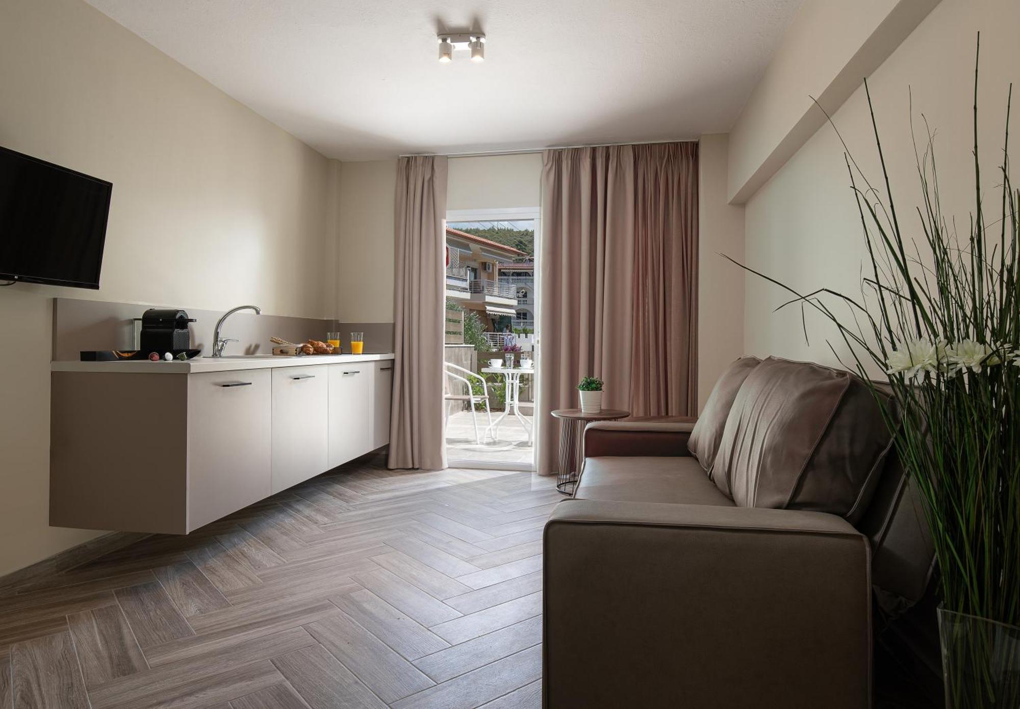 Olenia Luxury Apartments 4 Néosz Marmarász Kültér fotó